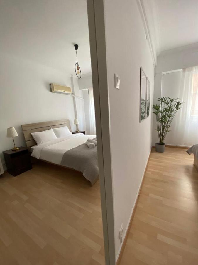 Lovely Apartment In The Heart Of Athens Luaran gambar
